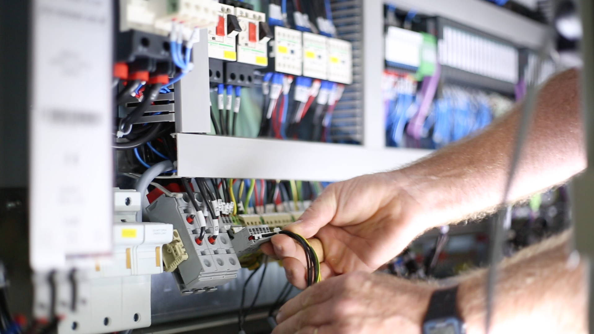 Electrical spare parts for textile machinery